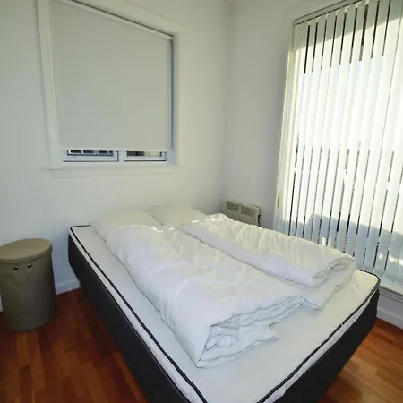 度假居 Two-bedroom Holiday In *