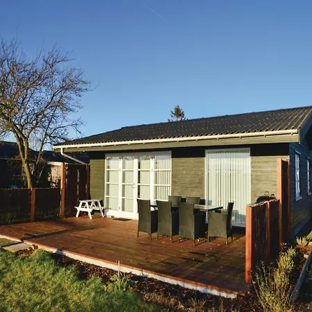 Two-bedroom Holiday In *
