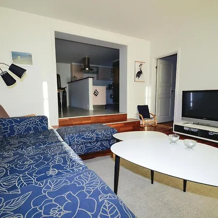 Two-bedroom Holiday In *